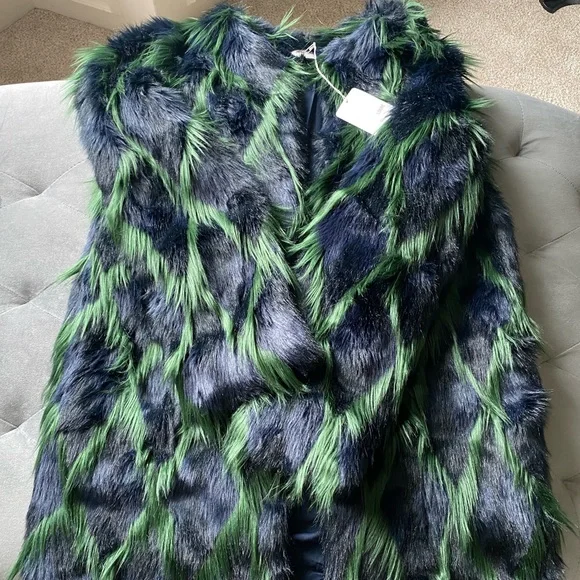 💚💙🦋💎 ZADIG & VOLTAIRE NWT - “Louisy”navy & emerald faux fur coat, size L.